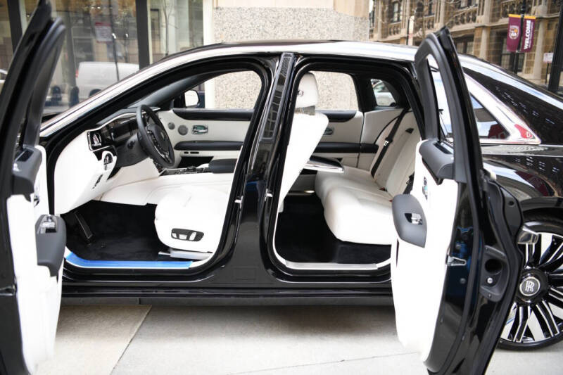 2025 Rolls-Royce Ghost