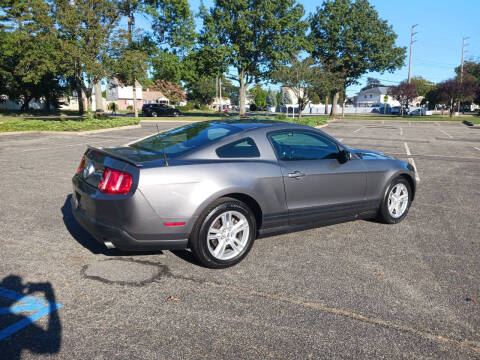 2010 Ford Mustang V6