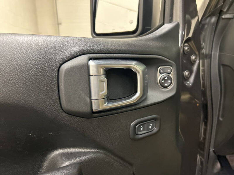 2022 Jeep Wrangler Willys