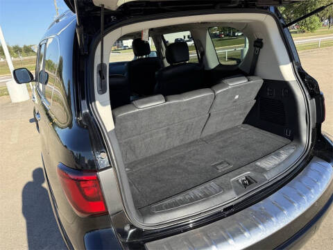 2022 Infiniti QX80 Luxe