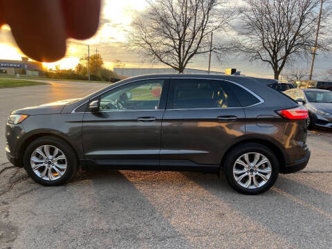 2020 Ford Edge Titanium