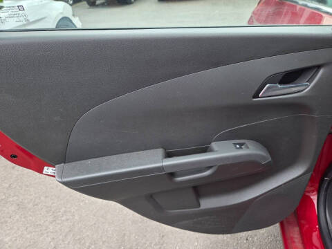 2016 Chevrolet Sonic LT Auto