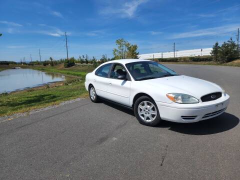 2006 Ford Taurus for sale at Lexton Cars in Sterling VA