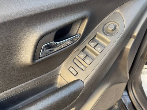 2022 Chevrolet Trax LS