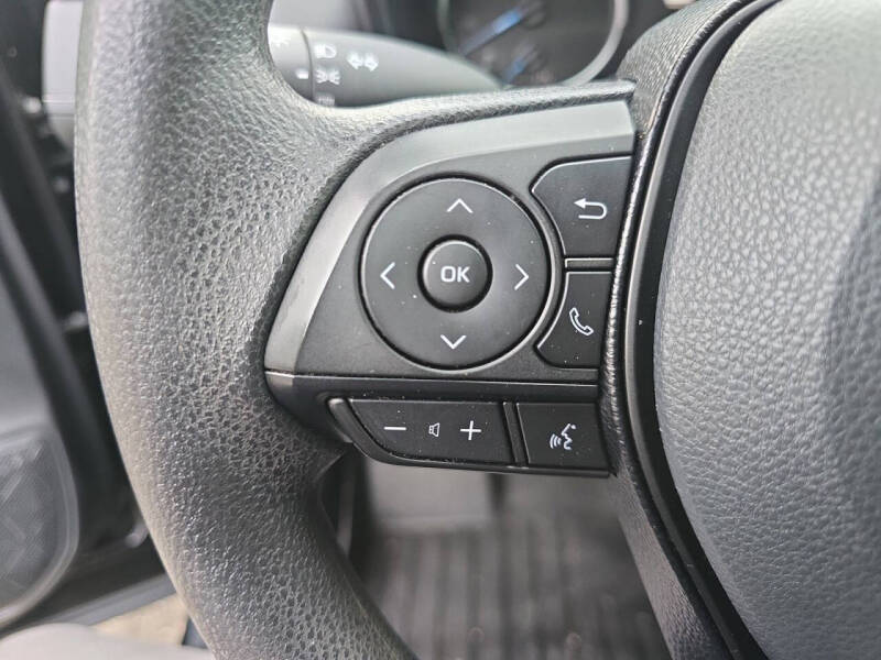 2020 Toyota RAV4 Hybrid LE