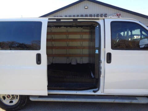 2021 GMC Savana 2500