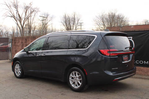 2021 Chrysler Pacifica Touring L