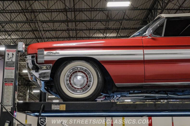 1961 Oldsmobile Starfire