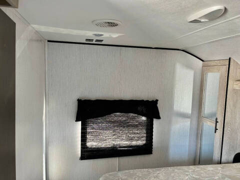 2021 PROWLER 240RB PROWLER