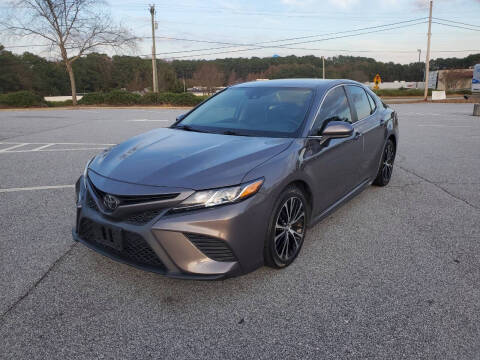 2020 Toyota Camry SE