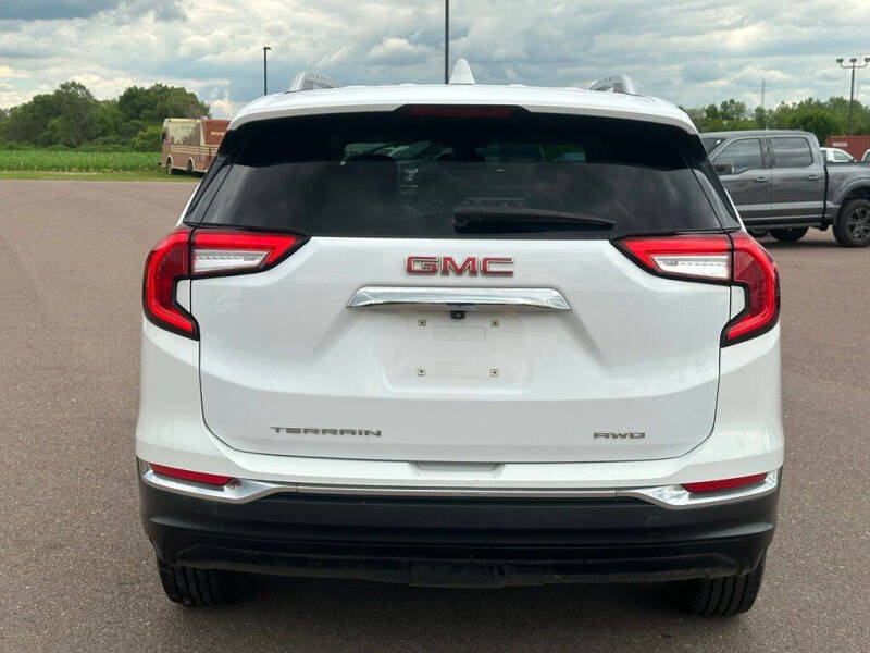 2023 GMC Terrain SLT