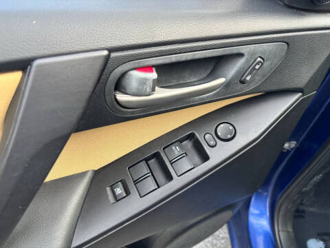 2012 Mazda MAZDA3 i Touring