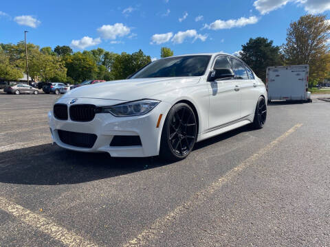 2013 BMW 3 Series for sale at Lofgren Motors in Wayzata MN