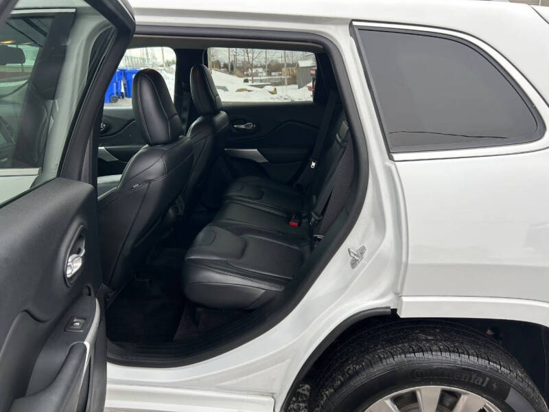 2016 Jeep Cherokee Overland