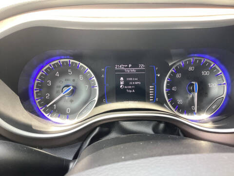 2020 Chrysler Voyager LXi