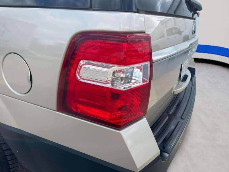 2017 Ford Expedition XL Fleet