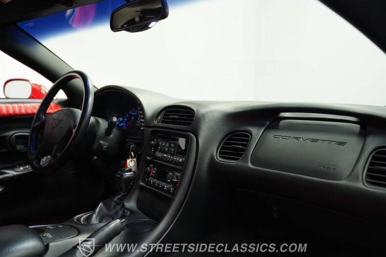 2004 Chevrolet Corvette