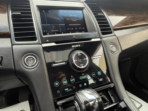 2019 Ford Taurus Limited