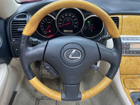 2005 Lexus SC 430