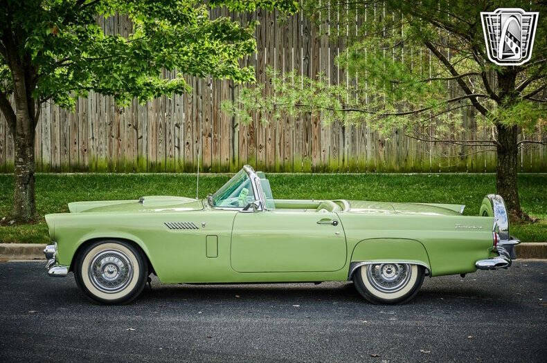 1956 Ford Thunderbird