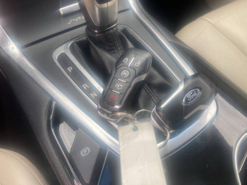 2016 Ford Edge Titanium