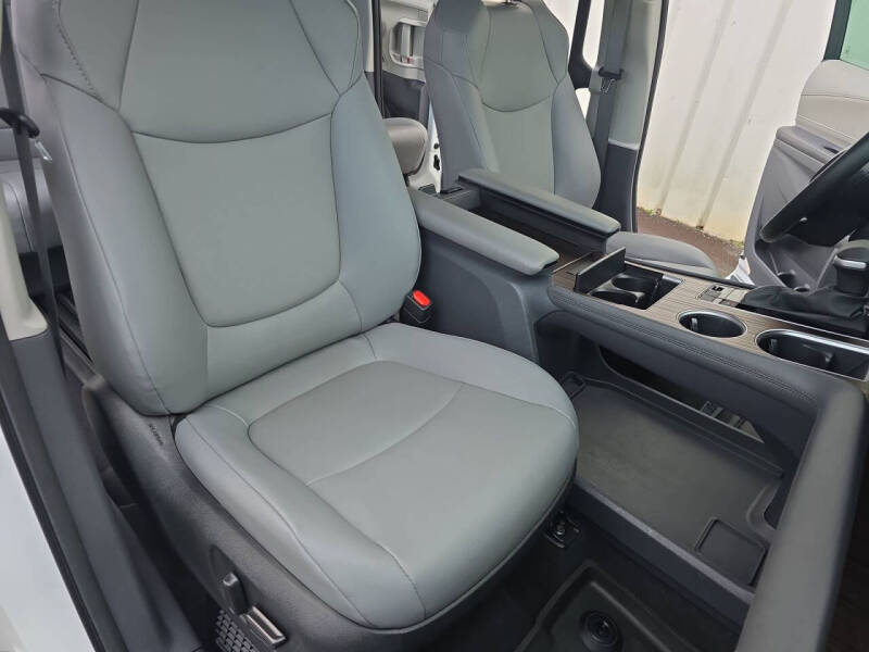 2023 Toyota Sienna
