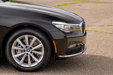 2018 BMW 7 Series 740e xDrive iPerformance