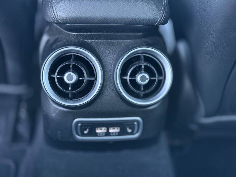 2023 Alfa Romeo Giulia Veloce