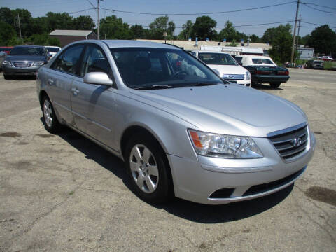 2010 Hyundai Sonata for sale at RJ Motors in Plano IL