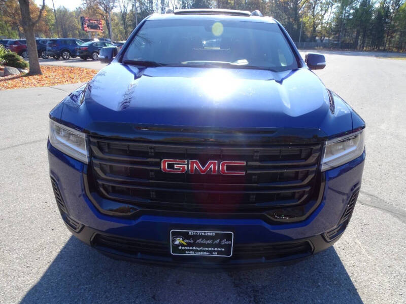 2023 GMC Acadia