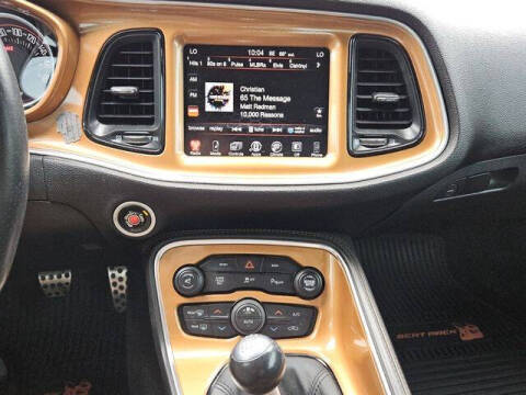 2016 Dodge Challenger R/T Scat Pack