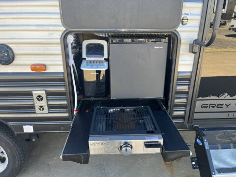 2021 Cherokee Grey Wolf Limited 26DBH