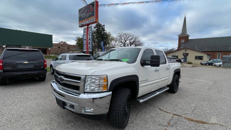 2013 Chevrolet Silverado 1500 for sale at Shakopee Redline Motors in Shakopee MN