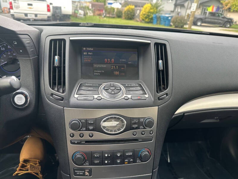 2013 Infiniti G37 Sedan x