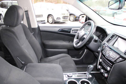 2015 Nissan Pathfinder SV