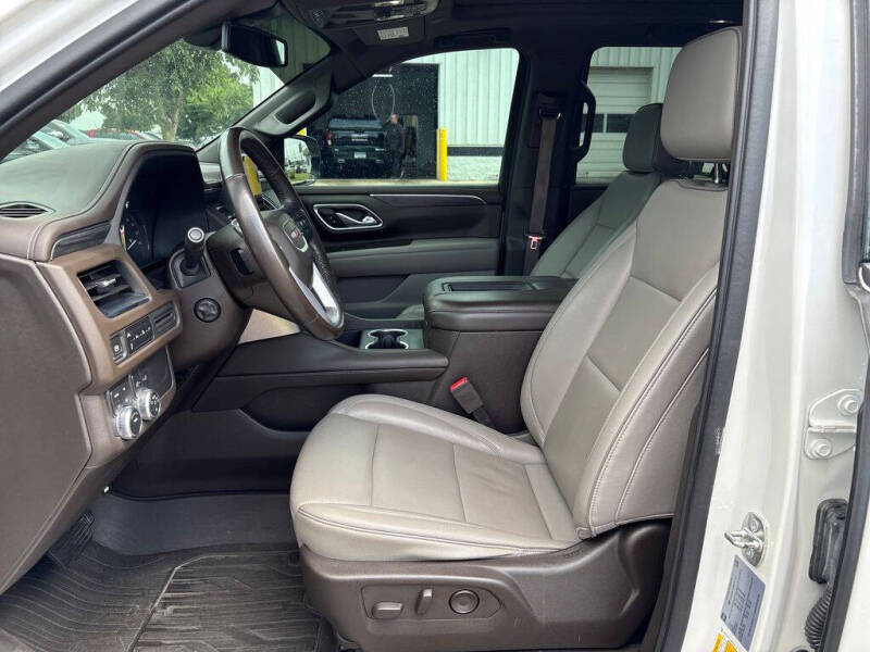 2021 GMC Yukon SLT