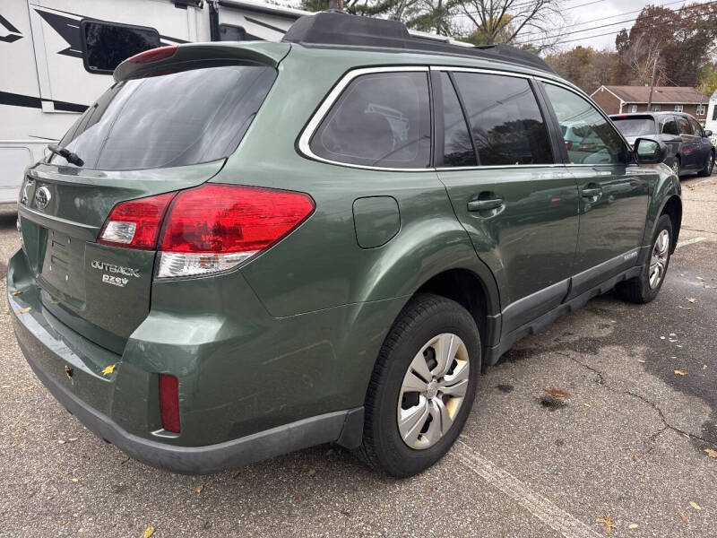 2010 Subaru Outback 2.5i