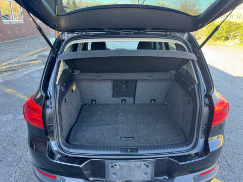 2013 Volkswagen Tiguan SE