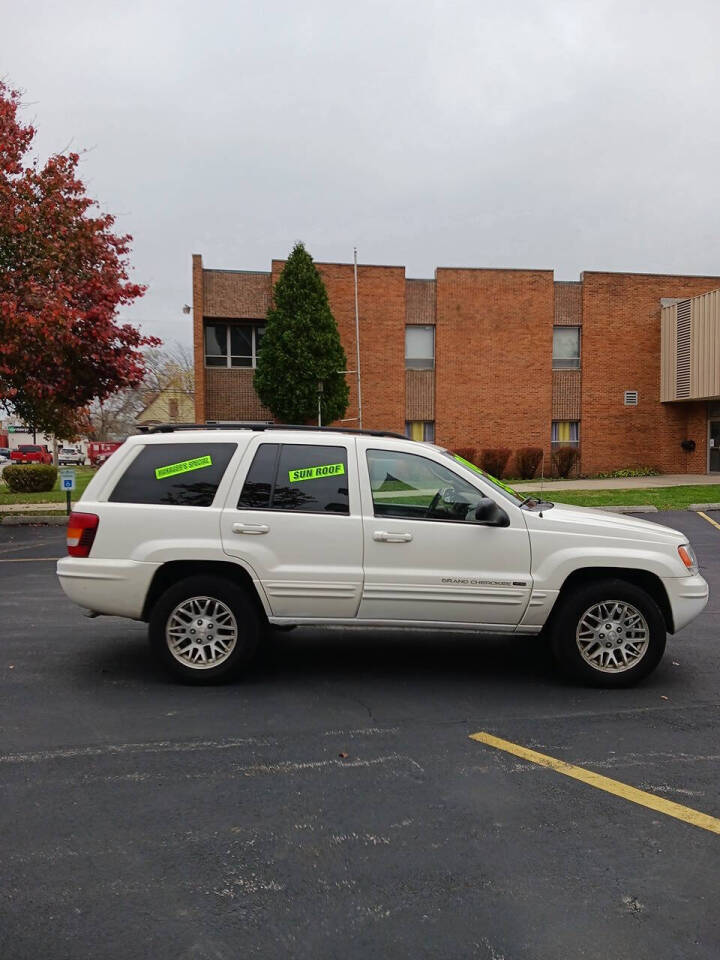 2004 Jeep Grand Cherokee for sale at LB's Discount Auto Sales in Steger, IL