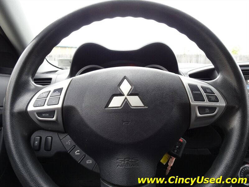 2017 Mitsubishi Lancer ES