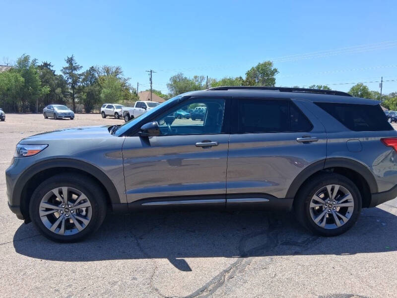 2023 Ford Explorer XLT