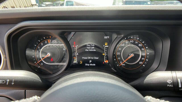 2025 Jeep Gladiator High Tide