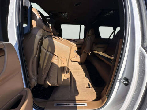 2017 Cadillac Escalade ESV Platinum