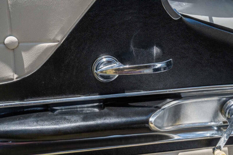 1960 Ford Thunderbird