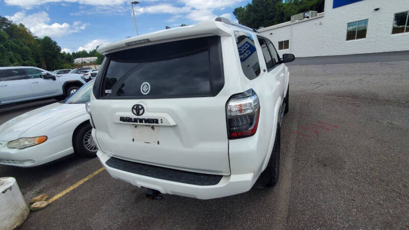 2022 Toyota 4Runner SR5
