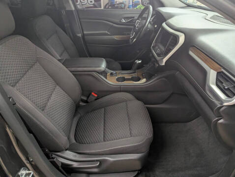 2019 GMC Acadia SLE-2