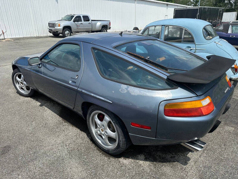 1989 Porsche 928 S4