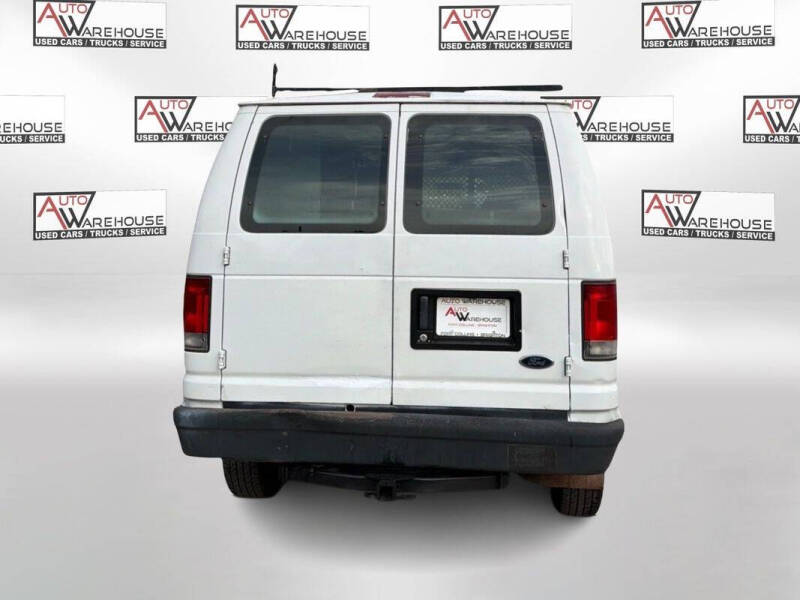 2005 Ford E-Series E-350 SD