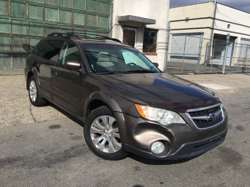 2009 Subaru Outback for sale at Illinois Auto Sales in Paterson NJ