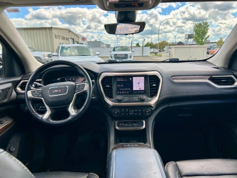 2020 GMC Acadia Denali